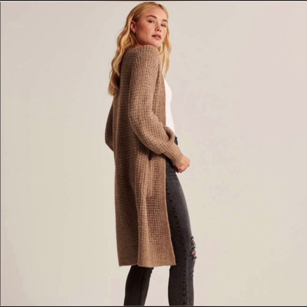 Abercrombie & Fitch Long Waffle Knit Cardigan in Taupe